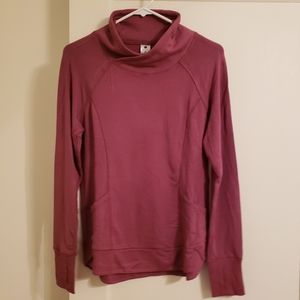 Cozy NWT Yogalicious Top, Small